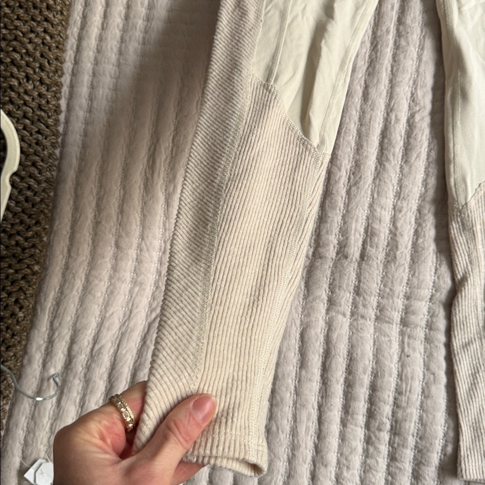 FP Movement Base Layer Bottom - Picture 4 of 7